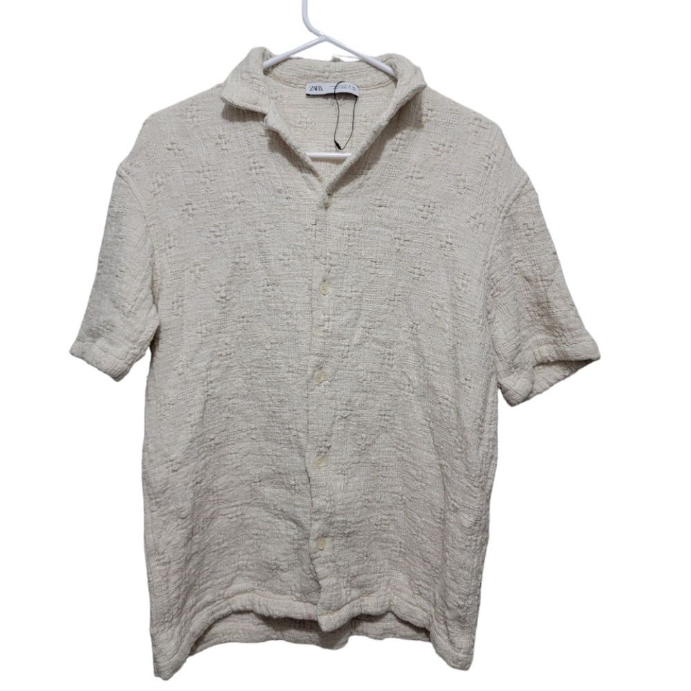 Zara Textured Men Short Sleeve Button-Down Beige Shirt Size Medium